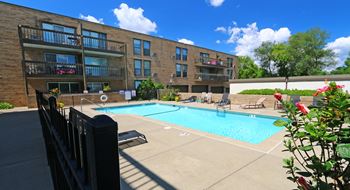 Lexington Hills Exterior, St. Paul, Minnesota